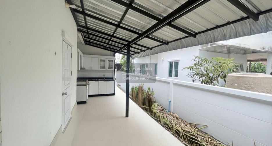 For rent 4 bedrooms house in Mueang Nonthaburi, Nonthaburi