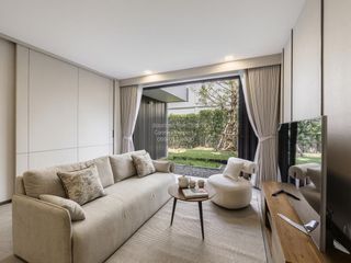 Casa en alquiler de 4 habitaciones en Saphan Sung, Bangkok