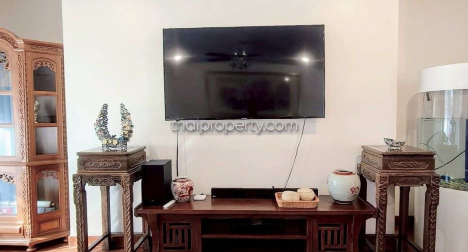For sale 6 bedrooms house in Bang Lamung, Chonburi