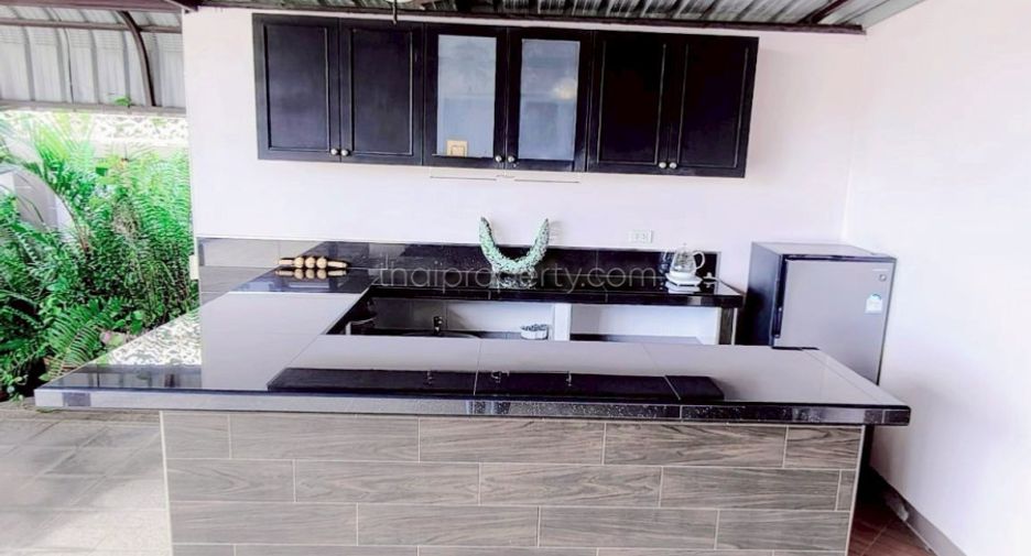 For sale 6 bedrooms house in Bang Lamung, Chonburi