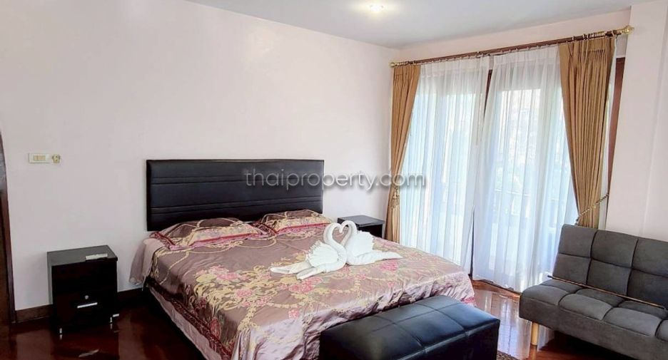 For sale 6 bedrooms house in Bang Lamung, Chonburi