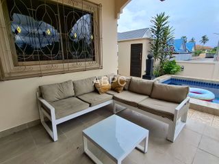 Villa en alquiler y en venta de 3 habitaciones en Bang Lamung, Chonburi