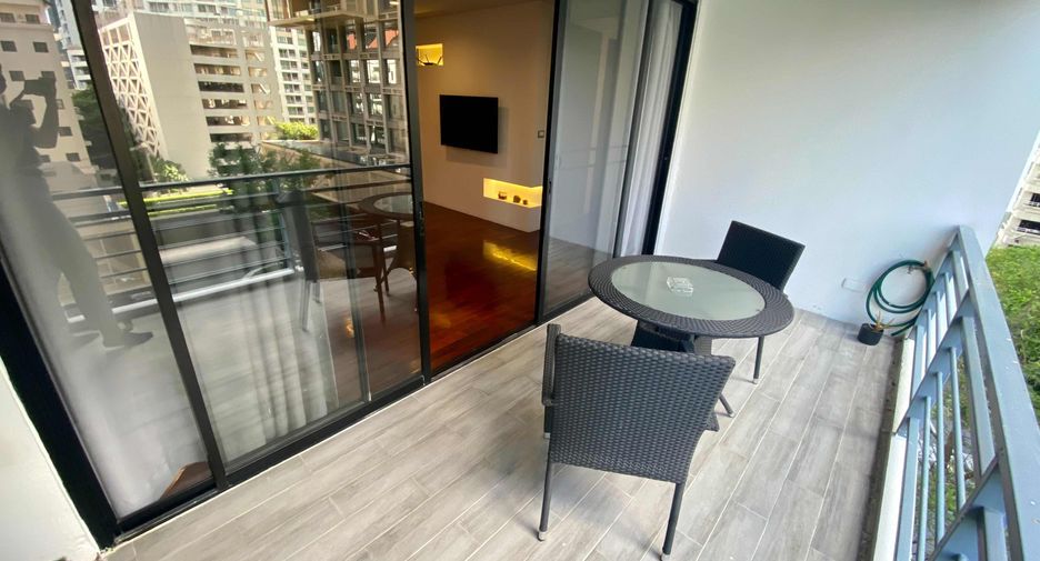 For rent 4 bedrooms condo in Pathum Wan, Bangkok