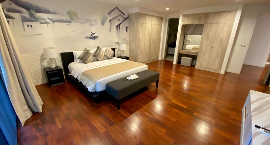 Wohnung zur Miete mit 4 Zimmer in Pathum Wan, Bangkok