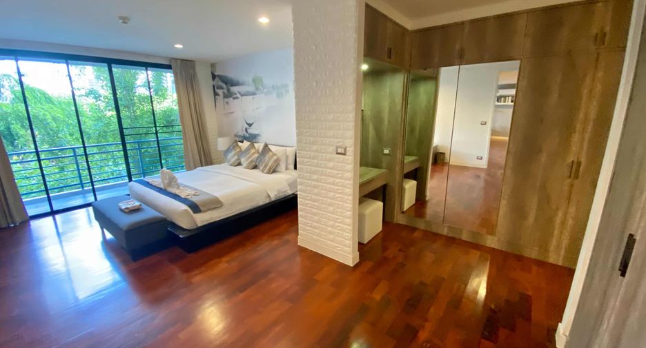 Condo en alquiler de 3 habitaciones en Pathum Wan, Bangkok