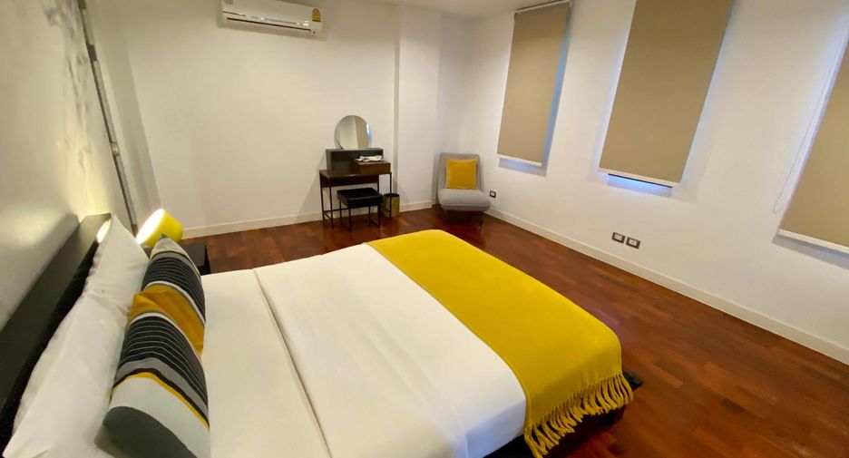 Condo en alquiler de 3 habitaciones en Pathum Wan, Bangkok