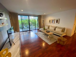Condo en alquiler de 3 habitaciones en Pathum Wan, Bangkok