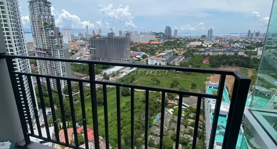For rent and for sale 2 bedrooms condo in Jomtien, Pattaya