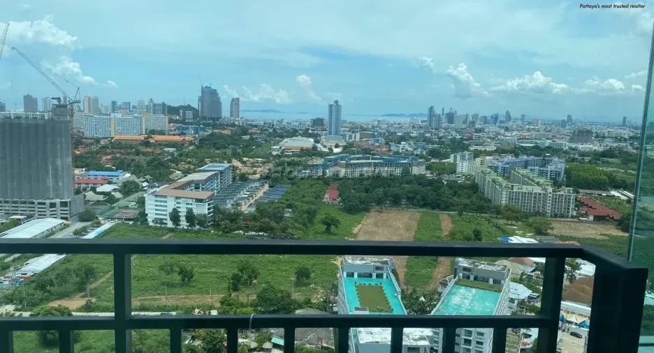 For rent and for sale 2 bedrooms condo in Jomtien, Pattaya