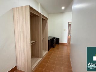 出租 和 出售 2 卧室 独立屋 在 Bang Lamung, Chon Buri