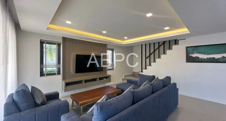 For rent 3 bedrooms house in Jomtien, Pattaya