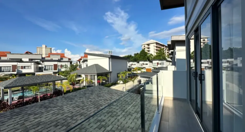 For rent 3 bedrooms house in Jomtien, Pattaya