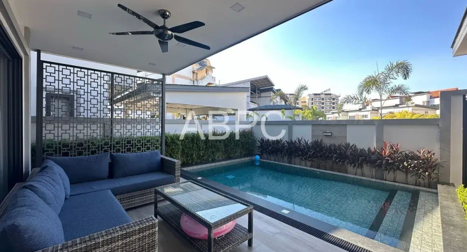 For rent 3 bedrooms house in Jomtien, Pattaya