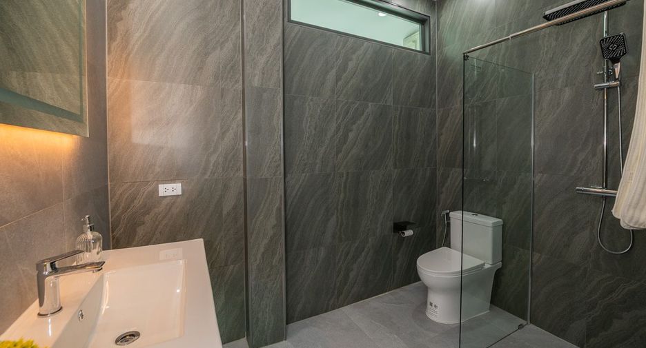 Продажа 3 спальни дом в Банг Ламунг, Чонбури