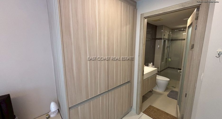 For sale 2 ベッドルーム condo in Bang Lamung, Chonburi