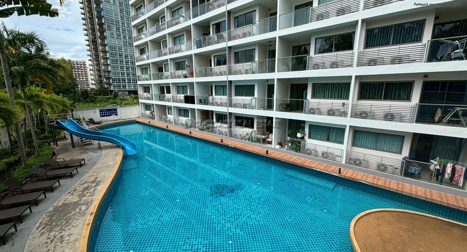For sale 2 ベッドルーム condo in Bang Lamung, Chonburi