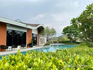 Haus zum Kauf mit 4 Zimmer in Bang Lamung, Chonburi