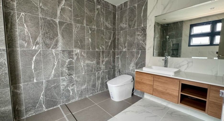 Haus zum Kauf mit 4 Zimmer in Bang Lamung, Chonburi