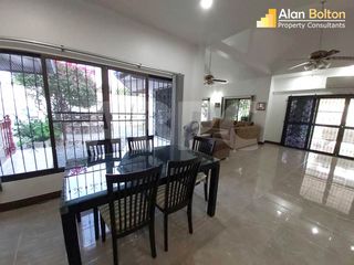 À louer 4 chambres maison à Bang Lamung, Chonburi