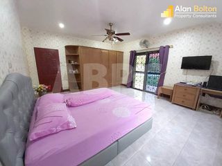 À louer 4 chambres maison à Bang Lamung, Chonburi