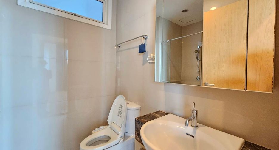 Condo en alquiler de 2 habitaciones en Khlong Toei, Bangkok