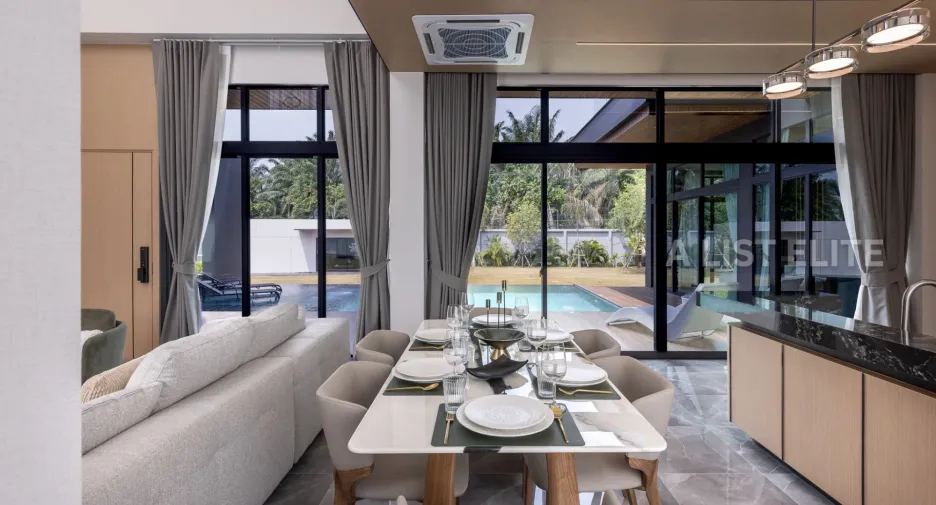 For sale 6 ベッドルーム house in Bang Lamung, Chonburi