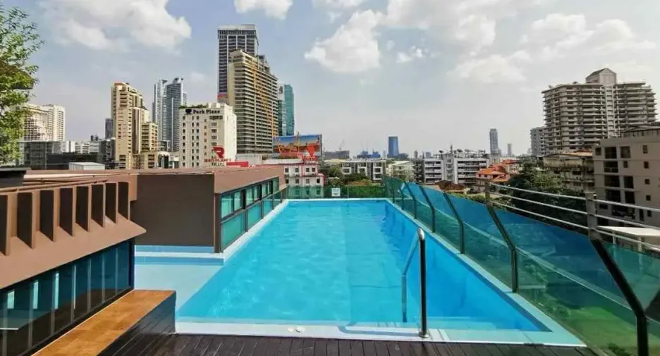 For rent 1 Beds condo in Khlong Toei, Bangkok