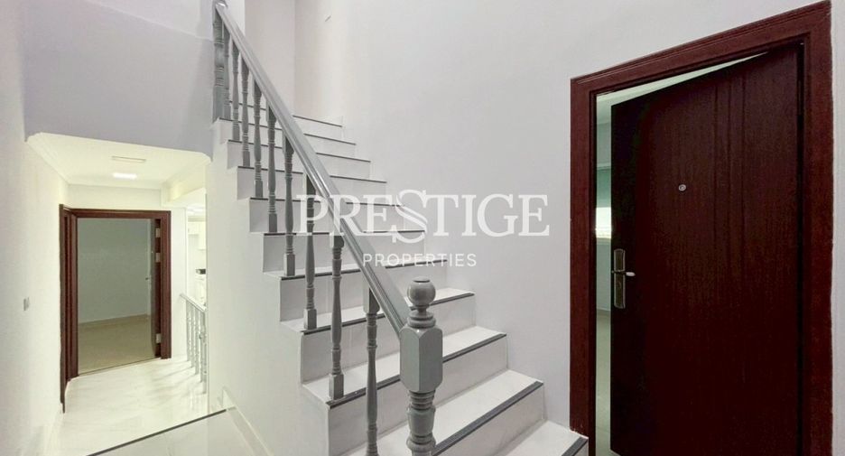 For sale 5 bedrooms house in Bang Lamung, Chonburi