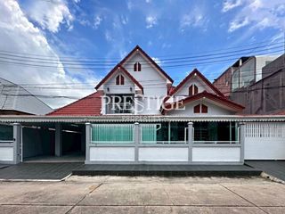 For sale 5 bedrooms house in Bang Lamung, Chonburi