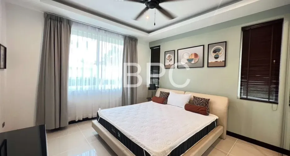 For rent and for sale 4 bedrooms house in East Pattaya, Pattaya