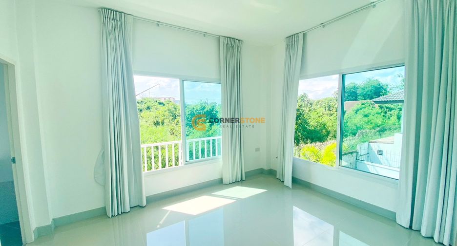 For rent and for sale 3 bedrooms house in Bang Lamung, Chonburi