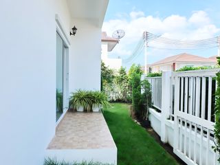 Haus zur Miete und zum Kauf mit 3 Zimmer in Bang Lamung, Chonburi