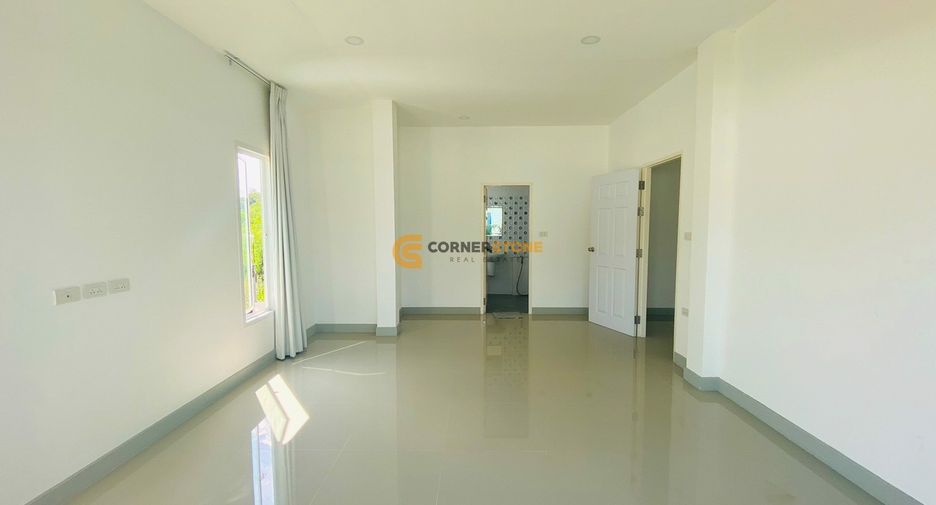 For rent and for sale 3 bedrooms house in Bang Lamung, Chonburi