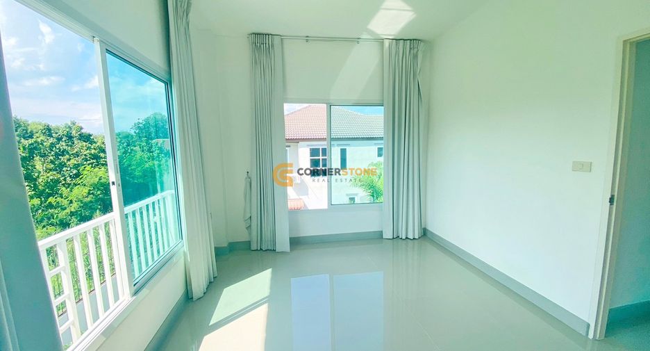 For rent and for sale 3 bedrooms house in Bang Lamung, Chonburi