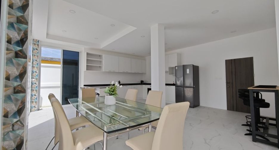 Casa en venta de 4 habitaciones en Sattahip, Chonburi
