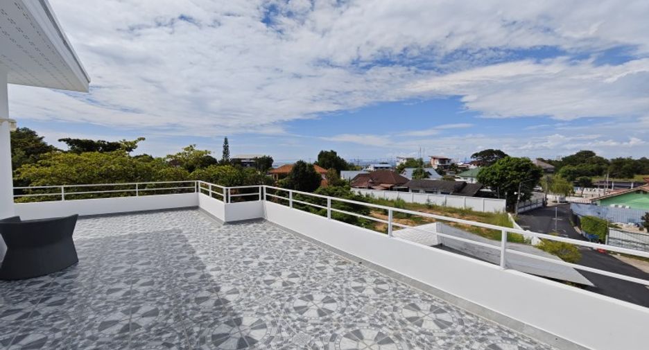 Casa en venta de 4 habitaciones en Sattahip, Chonburi