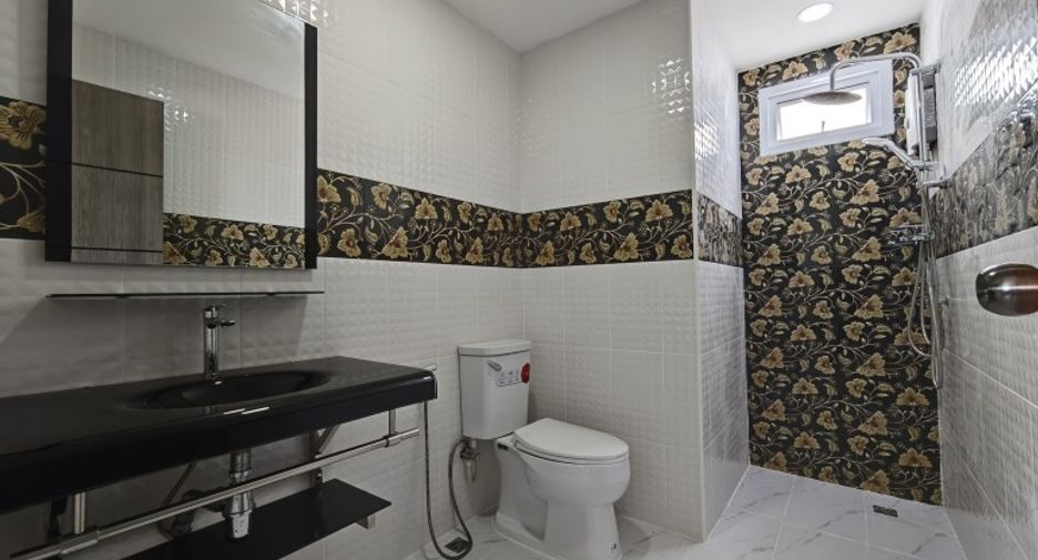 Casa en venta de 4 habitaciones en Sattahip, Chonburi
