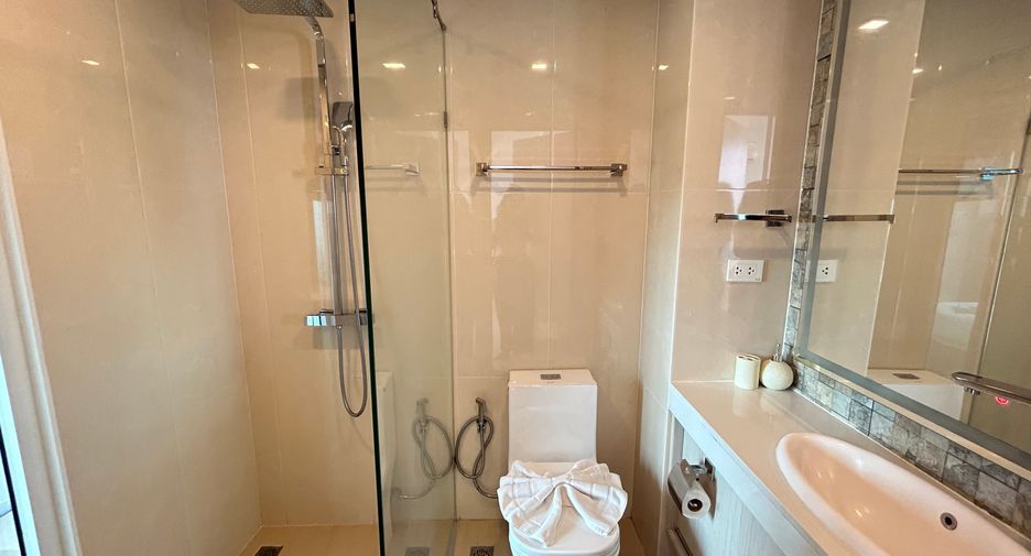 For sale 1 Beds condo in Bang Lamung, Chonburi