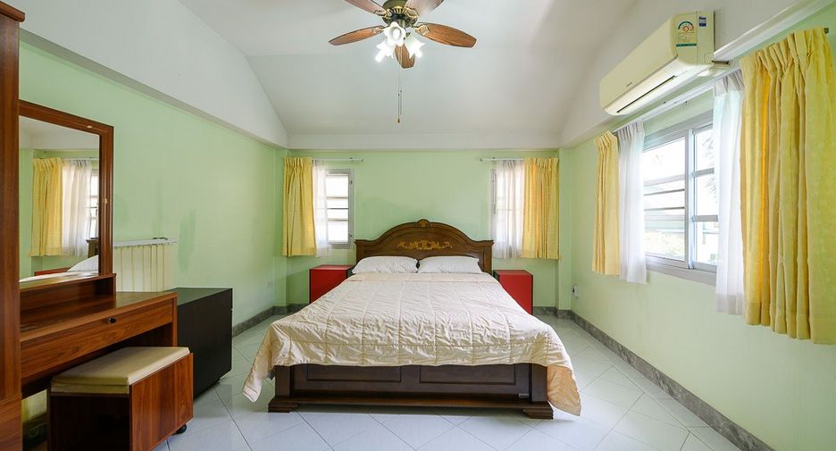 出租 4 卧室 独立屋 在 Bang Lamung, Chon Buri