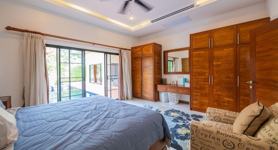 For sale 3 bedrooms house in Sattahip, Chonburi