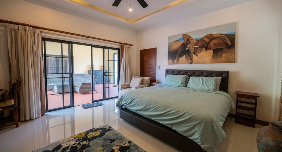 For sale 3 bedrooms house in Sattahip, Chonburi