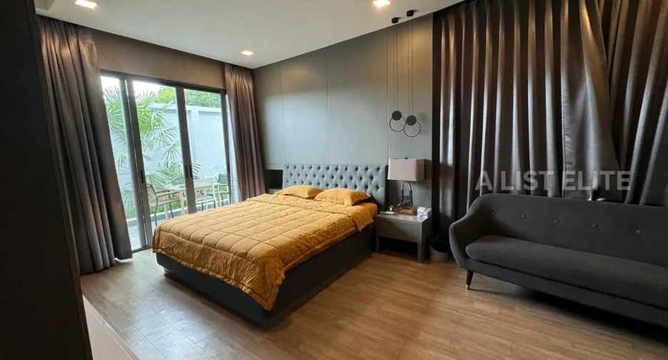 Haus zum Kauf mit 5 Zimmer in Bang Lamung, Chonburi