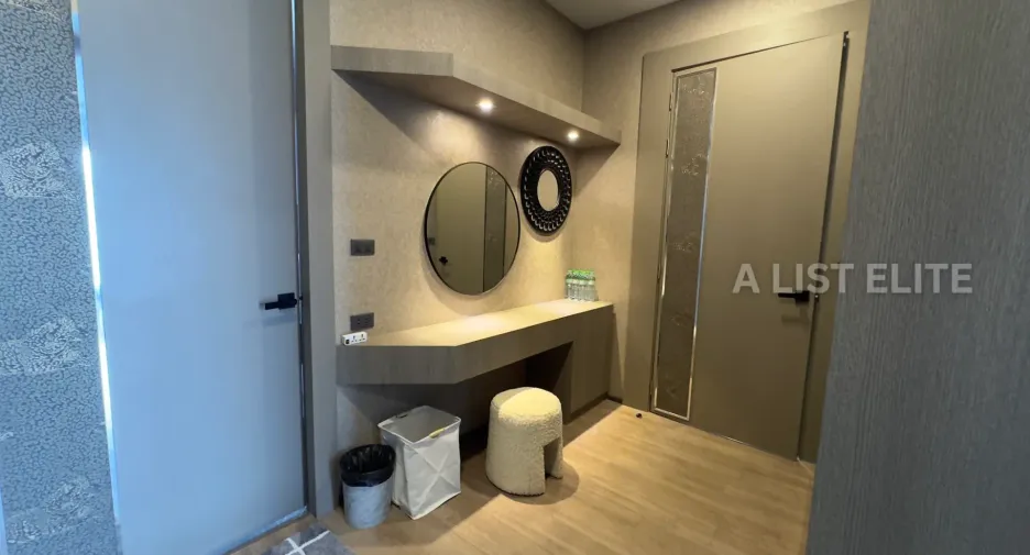 Haus zum Kauf mit 5 Zimmer in Bang Lamung, Chonburi