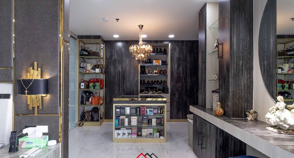 For sale 2 bedrooms condo in Central Pattaya, Pattaya