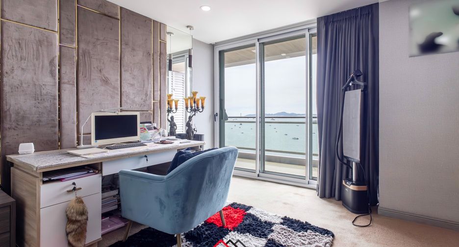 For sale 2 bedrooms condo in Central Pattaya, Pattaya