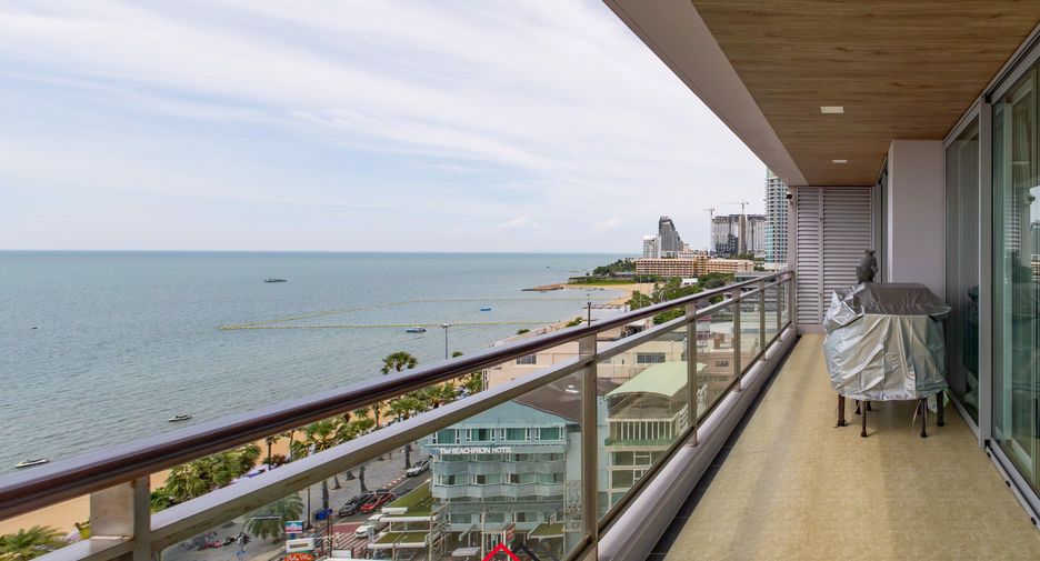 For sale 2 bedrooms condo in Central Pattaya, Pattaya