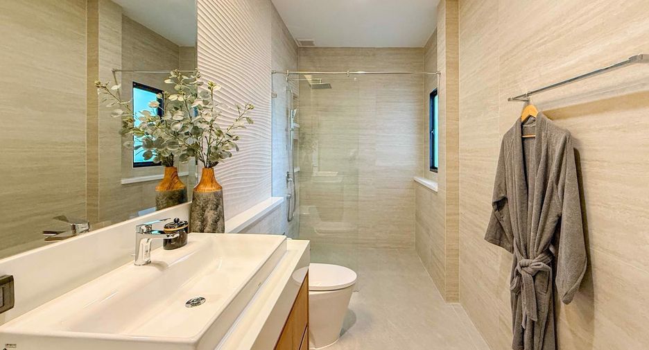 For sale 3 bedrooms house in Bang Lamung, Chonburi