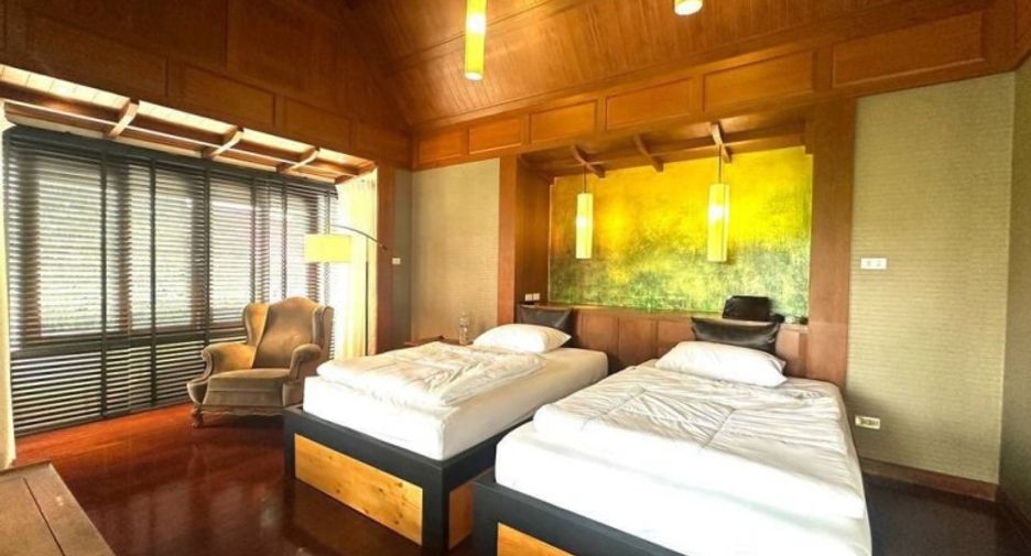For sale 4 bedrooms house in Bang Lamung, Chonburi