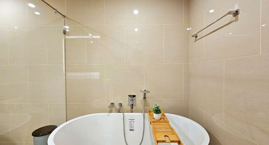 Wohnung zur Miete mit 4 Zimmer in Sathon, Bangkok