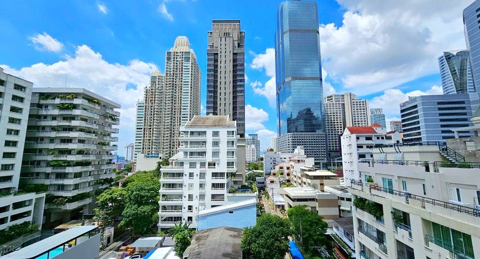 Condo en alquiler de 3 habitaciones en Sathon, Bangkok